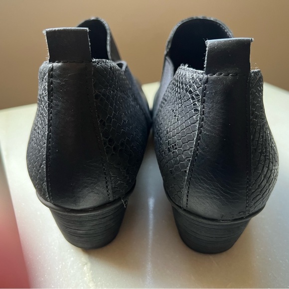 Remonte:  black leather low cut booties size 38 - Picture 10 of 16